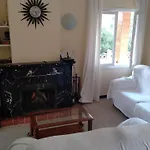 Villa Des Troncs